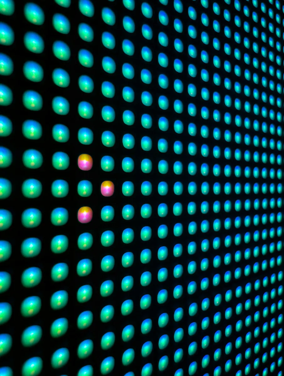 How to Choose the Right Pixel Pitch for Your LED Display Project | ULYHUB